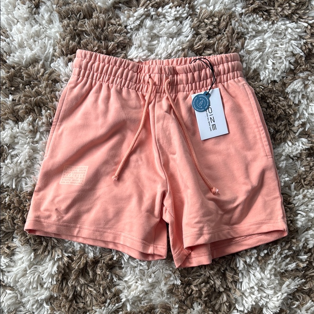 Noize pull on shorts